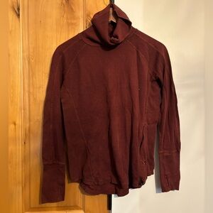 Mountain Hardwear sweatshirt - M